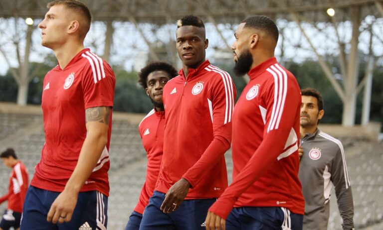 Ο Μίτσελ πρώτα θέλει να τελειώνει με το θέμα των ξένων παικτών στο ρόστερ – Ποιοι αποχωρούν