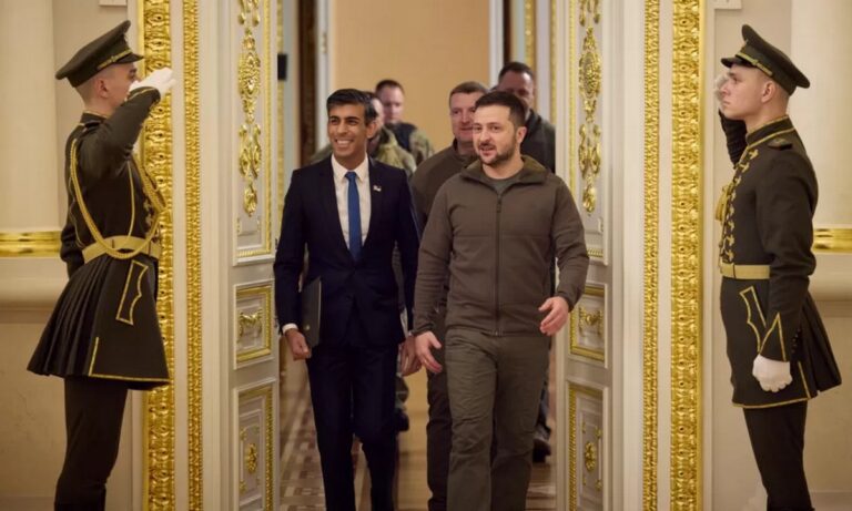 Ουκρανία: Με πόσες λίρες θα ενισχυθεί από το Ηνωμένο Βασίλειο;