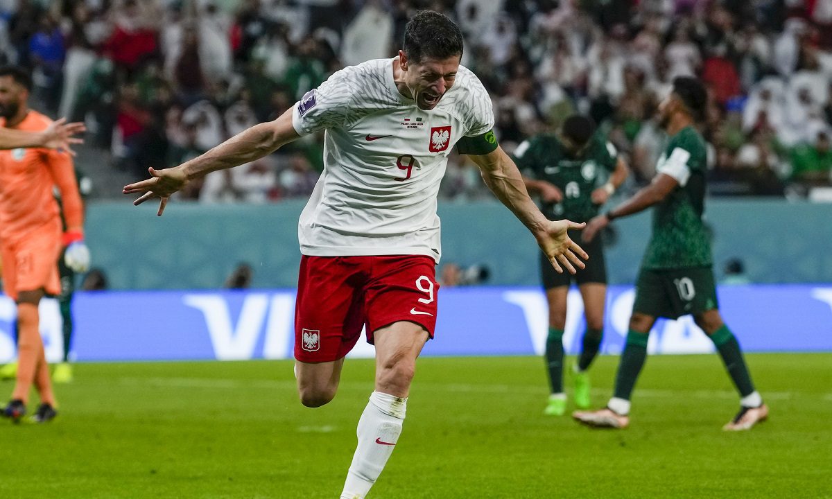 Μουντιάλ 2022: Με τον Λεβαντόφσκι να σπάει το… ρόδι και με τον «κέρβερο» Σέζνi, η Πολωνία έκαμψε την αντίσταση της Σαουδικής Αραβίας (2-0).