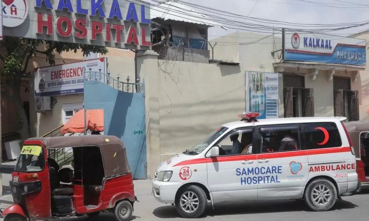 Σομαλία: Χαμός στη Μογκαντίσου - Τουλάχιστον τέσσερις νεκροί σε ξενοδοχείο