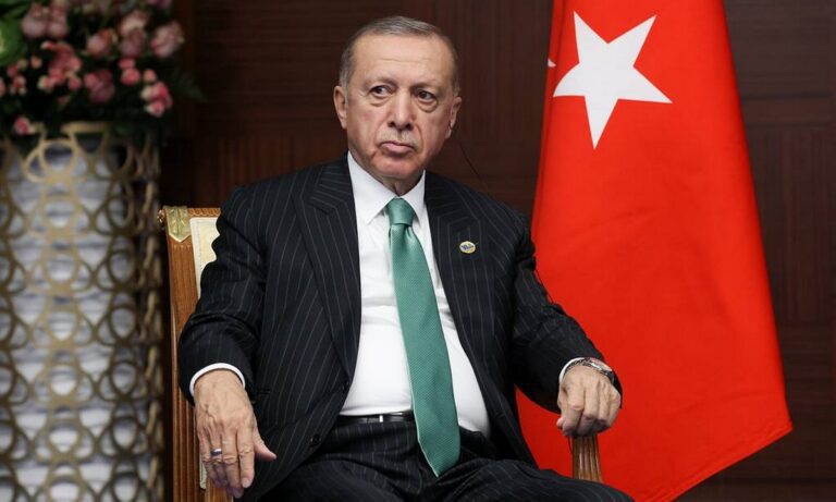 Χαμός στην Τουρκία – Καταγγέλλουν τον Ερντογάν ότι είναι πίσω από την τρομοκρατική επίθεση στην Κωνσταντινούπολη
