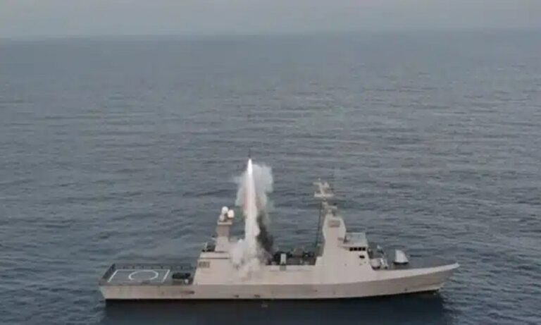 Οι ισραηλινοί πύραυλοι που τρέμει η Τουρκία μπαίνουν και σε πλοία – Θα το τολμήσει η Ελλάδα