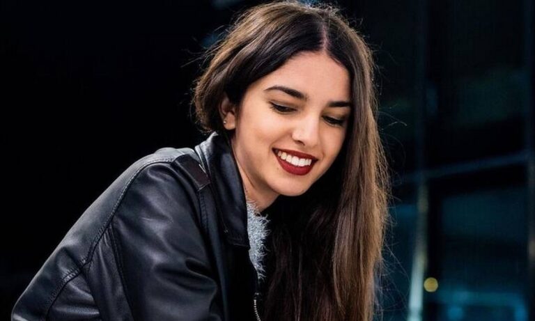 Η γη της ελιάς: Η «Βασιλική»…Ιφιγένεια Τζόλα με εκρηκτικό φόρεμα σε Βανδή – Βίσση – Μέλισσες – φωτο