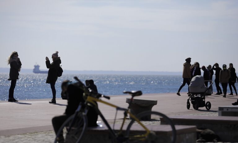 Καιρός (25/12): Χριστούγεννα σαν Πάσχα – Μέχρι και 18 βαθμούς η θερμοκρασία!