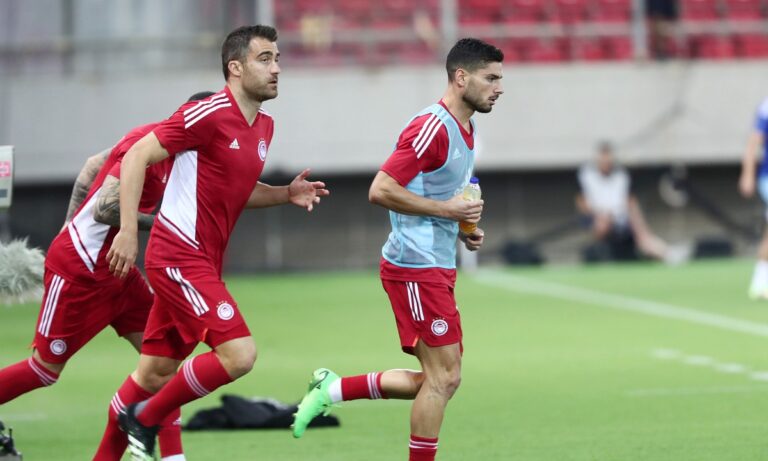 Τι συμβαίνει με Σωκράτη και Μασούρα!