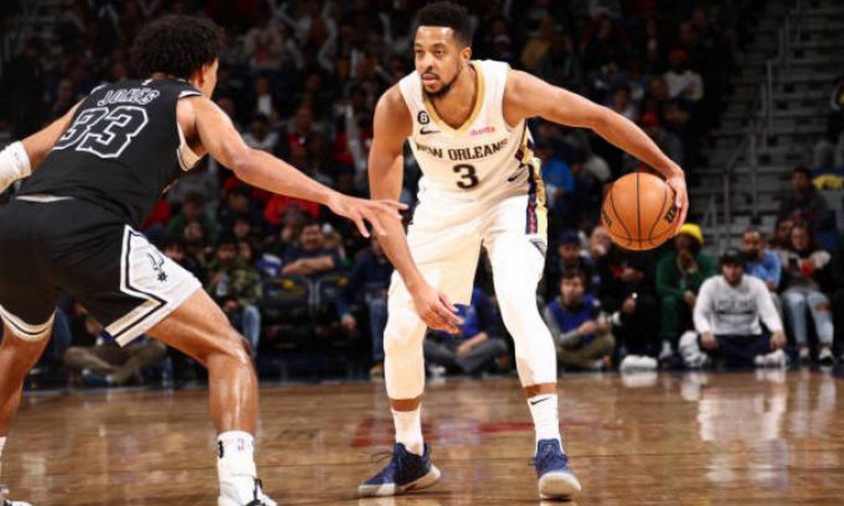 NBA Αποτελέσματα: Πάρτι των Πέλικανς κόντρα στους Σπερς με σούπερ ΜακΚόλουμ – Σπουδαία νίκη για τους Τζαζ