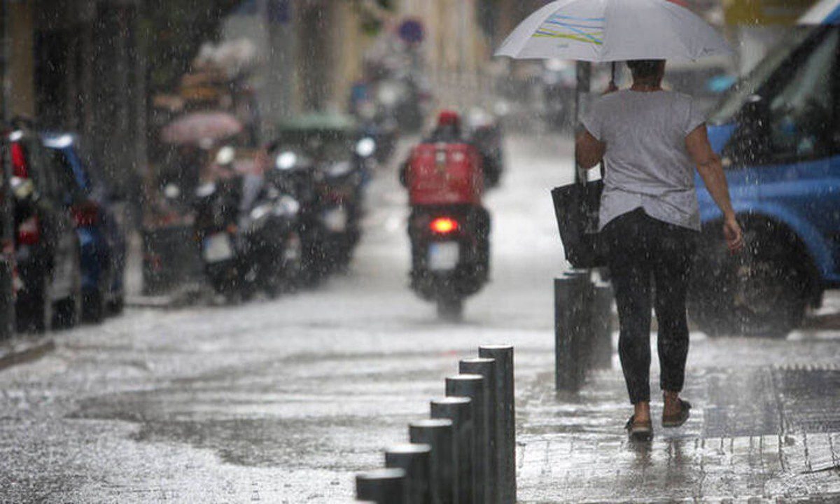 Καιρός: Βροχές κατά διαστήματα και σποραδικές καταιγίδες την Τετάρτη (14/12)