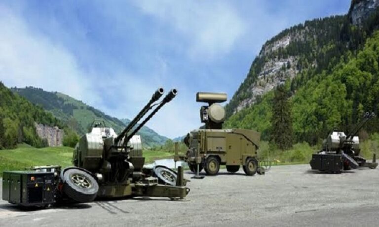 Rheinmetall: Μυστήριο με τα Skyguard σαν της Ελλάδας – Για ποιον τα κάνουν δολοφόνο drone οι Γερμανοί;