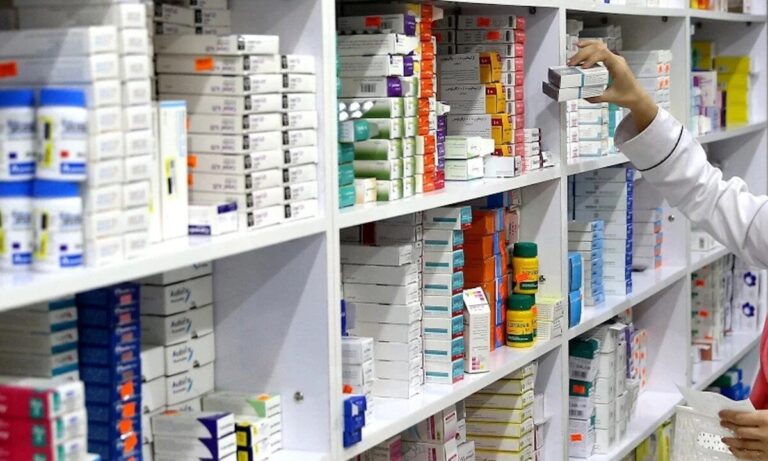 Ελλείψεις σε φάρμακα: Εξασφάλισαν εμβόλια για «τρεις Ελλάδες» και δεν μπόρεσαν να εξασφαλίσουν ένα κουτί Depon