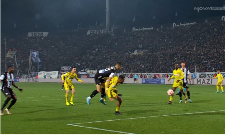 Ο Άρης ήταν κακός, αλλά στο «γκολ» του ΠΑΟΚ καθάρισε ο διαιτητής Μπόγκναρ