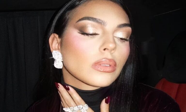 Ρονάλντο: Η Τζορτζίνα Ροντρίγκες από σερβιτόρα έφτασε να φορά πάνω από 2 εκατ. επάνω της