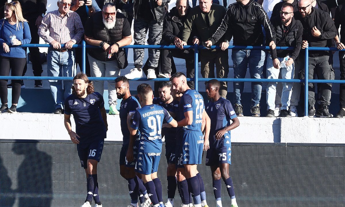 Ιωνικός - Βόλος LIVE: Η εξέλιξη της αναμέτρησης Ιωνικός - Βόλος για τη 18η αγωνιστική της Super League.