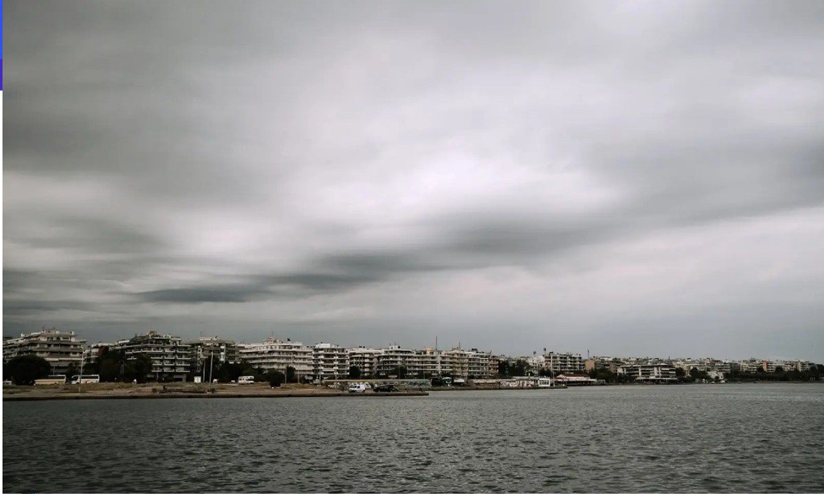 Καιρός: Βροχές ακόμη και στους νομούς Αττικής και Θεσσαλονίκης αναμένονται την Τρίτη (17/1/2023), όπως αναφέρει το Εθνικό Αστεροσκοπείο.