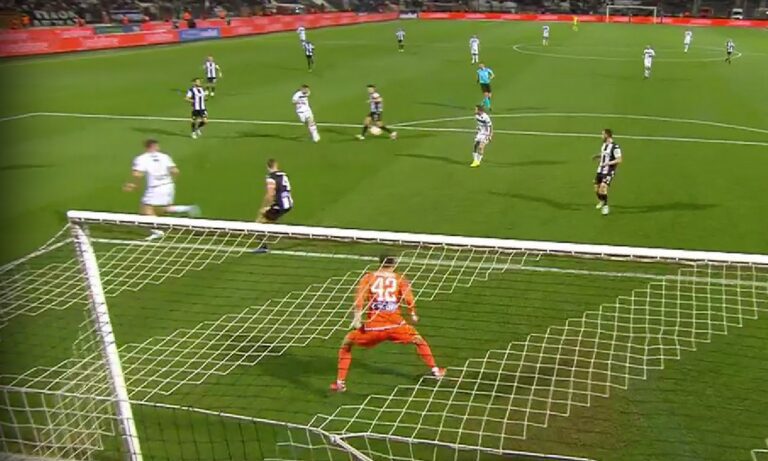 ΠΑΟΚ – Παναθηναϊκός: Ακόμα κουνιέται το δοκάρι του Κοτάρσκι από το σουτ του Τσέριν (vid)