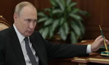 Κόσμος: Πούτιν: Διέταξε 36ωρη κατάπαυση πυρός – «Όχι» από την Ουκρανία