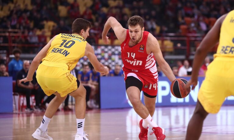 Άλμπα Βερολίνου – Ολυμπιακός*