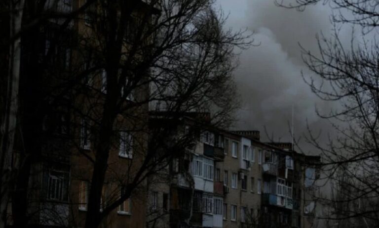 Ουκρανία: Νέα ρωσική επίθεση και φόβοι για μεγάλο χτύπημα ένα χρόνο μετά την έναρξη του πολέμου