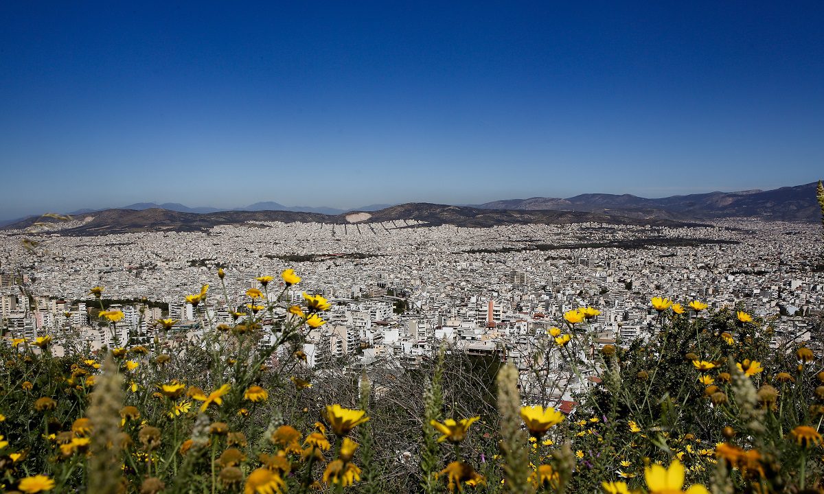 Καιρός: Σε ανοιξιάτικο μοτίβο το Σάββατο (18/2) – Νέα άνοδος της θερμοκρασίας!