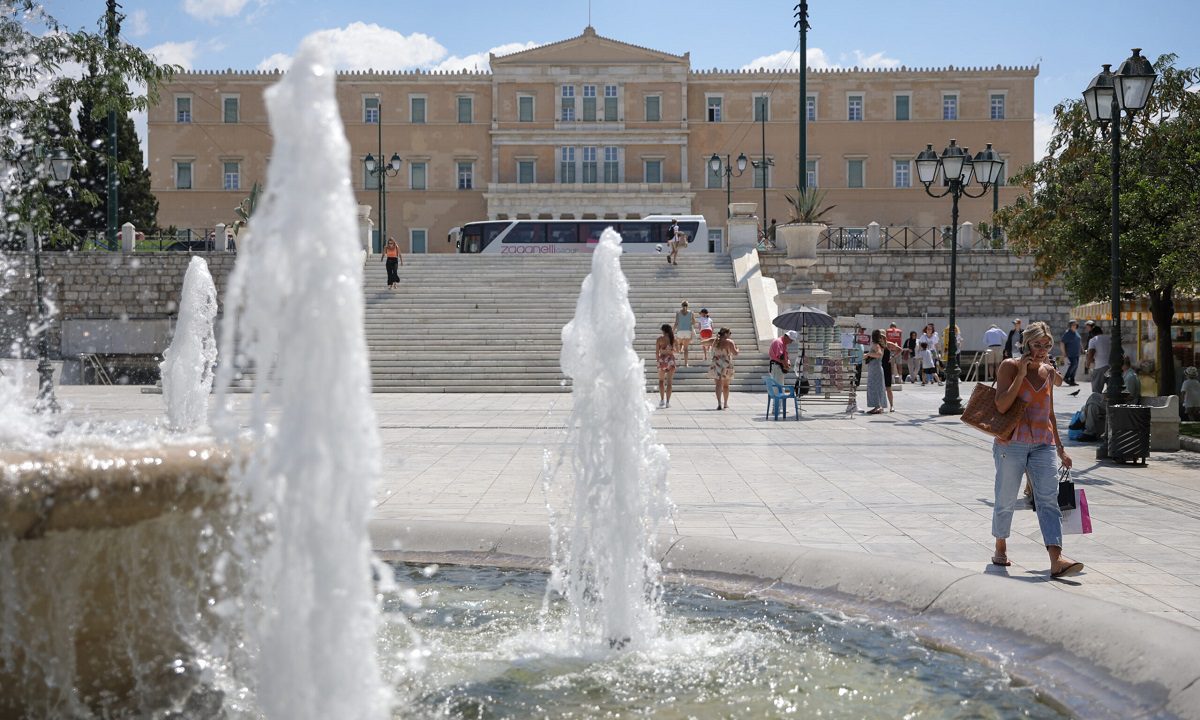 Καιρός με αρκετό ήλιο την Κυριακή (12/2) και ειδικά στην Αττική – Σε ποιες περιοχές θα βρέξει (vid)