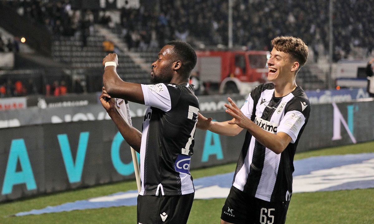 ΠΑΟΚ – ΑΕΚ 2-0: Ζωντανός για τον τίτλο, με τα «μωρά» του ΠΑΟΚ να υπογράφουν την «ασπρόμαυρη» νίκη