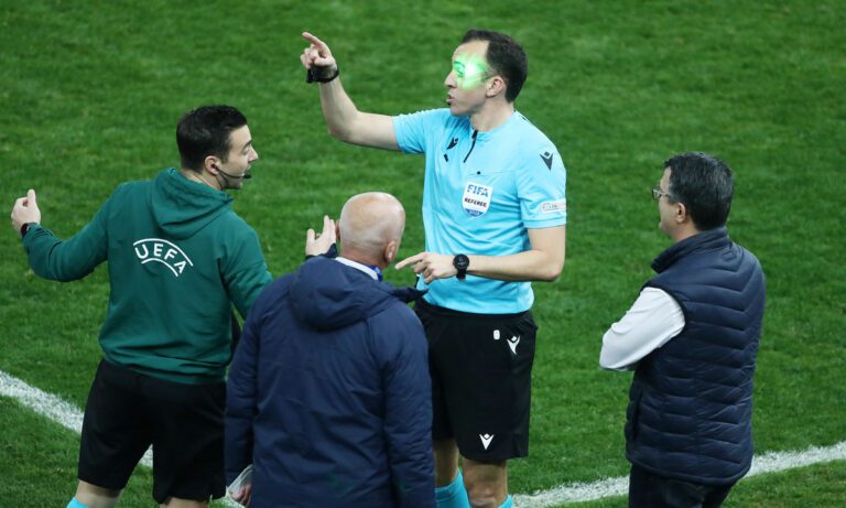 Έλεγχος Διαιτησίας: Αυτά αναφέρει το πρωτόκολλο του VAR για το οn field review στο offside! (vids)