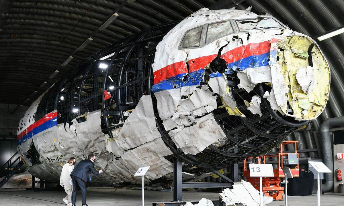 Ο Πούτιν προμήθευσε πύραυλο που κατέρριψε το MH17 - Το είπε Ολλανδή εισαγγελέας