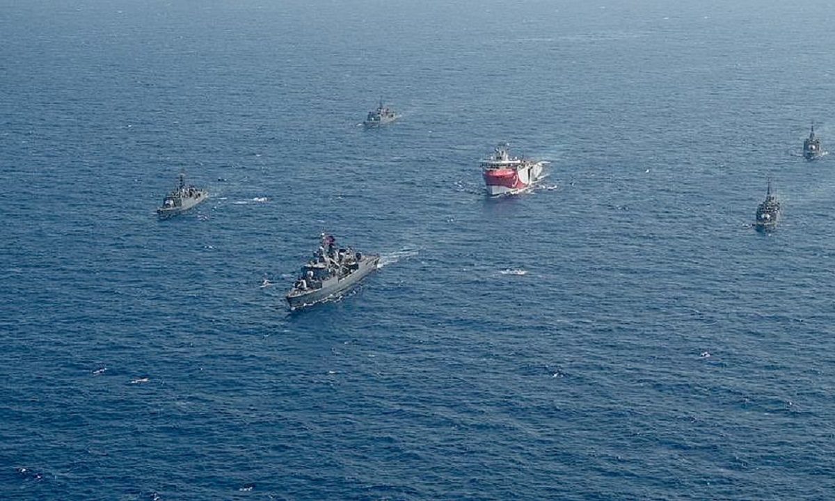 Ελληνοτουρκικά: Δεν έχουν τέλος οι προκλήσεις της Τουρκίας στο Αιγαίο καθώς τα περιστατικά παρενόχλησης ελληνικών σκαφών είναι καθημερινά.