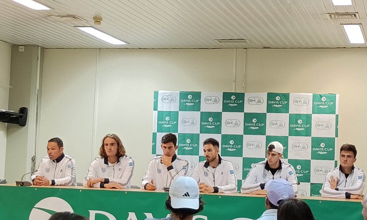 Τσιτσιπάς: «Στόχος μας όσο τρελό και να ακούγεται να πάρουμε τον τίτλο του Davis Cup» (vid)