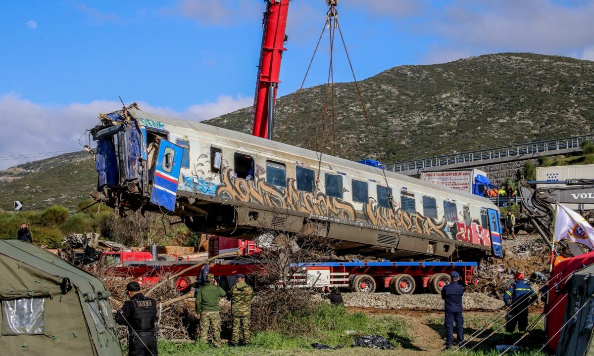 Τέμπη: Ανάλγητοι, παίζουν με τον πόνο τους – Η Hellenic Train επέστρεψε σε οικογένειες το αντίτιμο του εισιτηρίου γιατί το ταξίδι «δεν ολοκληρώθηκε»!
