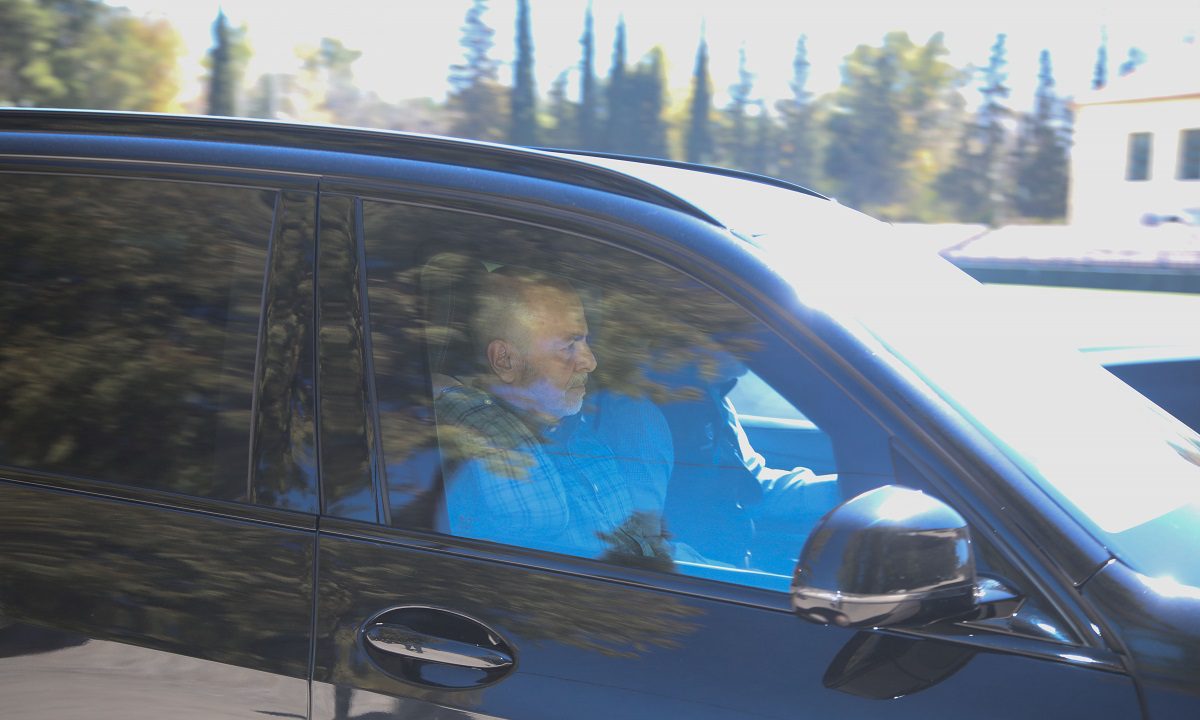 η αποχώρηση του Γιάννη Αλαφούζου από τη συνάντηση της Super League 1!