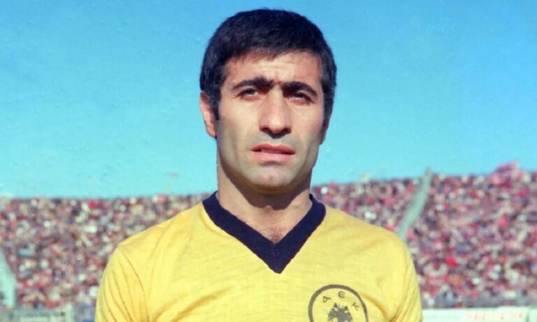 Τι γράφουν οι ΑΕΚτζήδες για τη μεγάλη απώλεια του Μίμη Παπαϊωάννου!