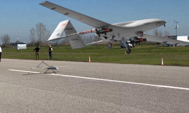 Τούρκοι: Μπαϊρακταράκι το UAV της Αθήνας – Γελάνε με τα ελληνικά drone – Χαμός στο Twitter