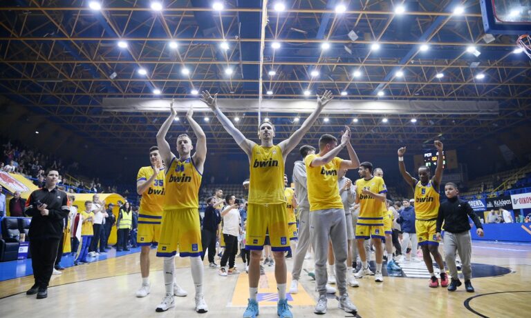 Περιστέρι – ΑΕΚ 87-73: 1-0 με τρομερό Ντένμον και σούπερ τέταρτο δεκάλεπτο (vids)