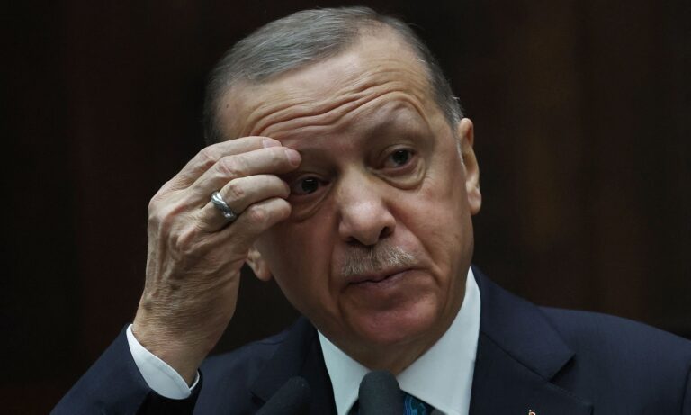 Τουρκία: Νέα δημοσκόπηση σοκ για τον Ερντογάν ενόψει των τουρκικών εκλογών (vid)