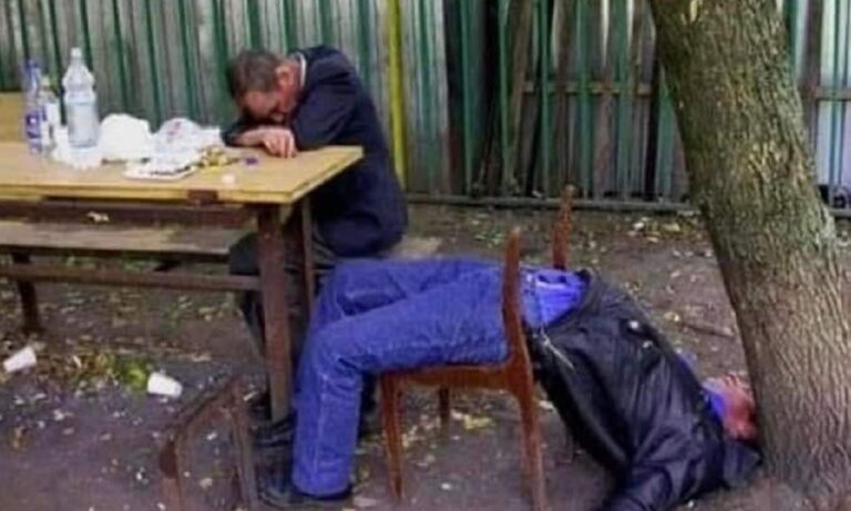 ΑΕΚ – Άρης «φρενίτιδα» στο Twitter με τους μεθυσμένους διαιτητές: «Η πλάκα είναι, ότι οι Πολωνοί, το αλκοόλ δεν θέλουν ούτε να το μυρίσουν»