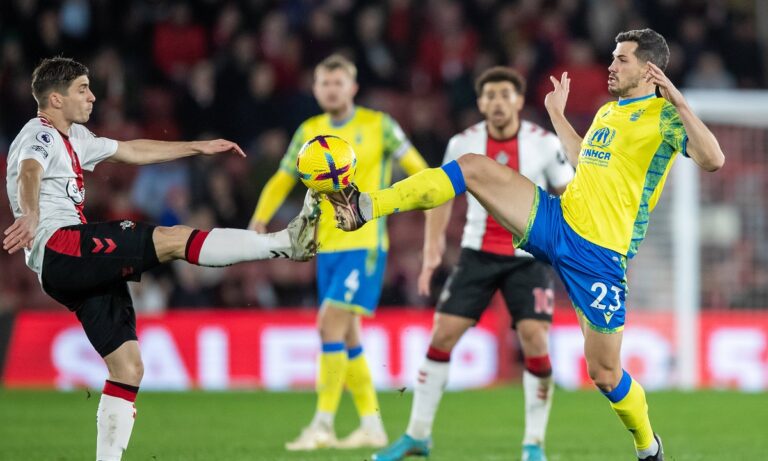 Ξεκίνημα εβδομάδας με ενισχυμένες αποδόσεις