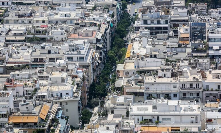 Εξοικονομώ – Ανακαινίζω για νέους: Πότε ξεκινούν οι αιτήσεις και ποιοι παίρνουν επιδότηση ως 10.000 ευρώ!