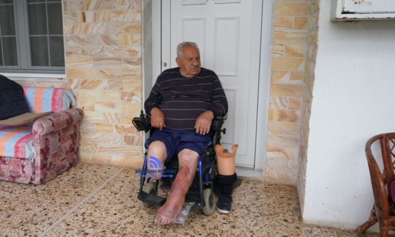 Αθλιότητα από τους τραμπούκους των funds: Πέταξαν από το σπίτι του ανάπηρο γέροντα για το πάρει ένας Σκοπιανός!