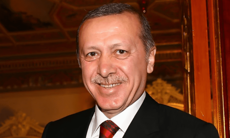 Ερντογάν: Έφτασε να επαιτεί την ψήφο των Τούρκων – Μέχρι και τα τουρκικά ΜΜΕ το λένε