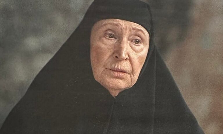 Μαύρο ρόδο επόμενα επεισόδια: Χάνεται η Αυξεντία