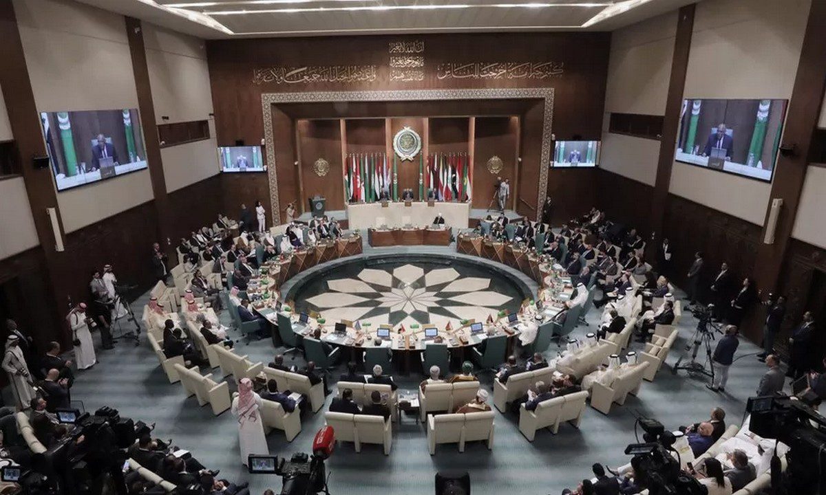 Συρία: Ιστορική στιγμή – Επέστρεψε στον Αραβικό Σύνδεσμο