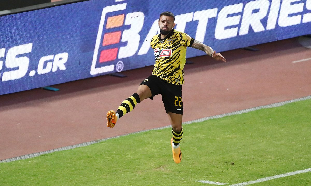 Έντονη ανησυχία στην ΑΕΚ, τραυματίστηκε ο Πάολο Φερνάντες