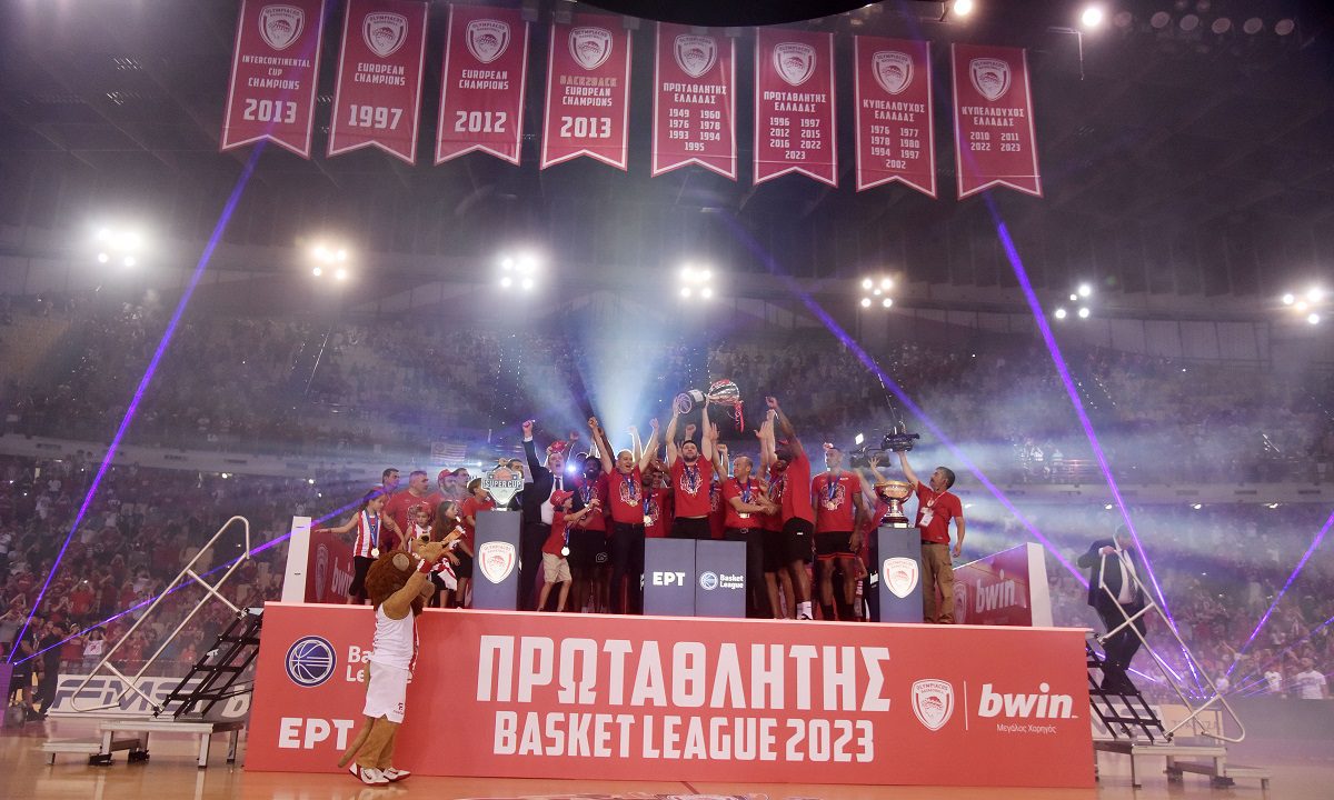 Ζέρβας: «Αυτές τις αλλαγές θα κάνει ο Ολυμπιακός στο ΣΕΦ – Τι γίνεται με ανανεώσεις και Μιλουτίνοφ»