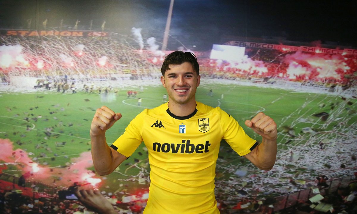 Ο Παλικούτσα ενίσχυσε το ελληνικό στοιχείο με παίκτες όπως ο στόπερ Αντώνης Αηδόνης