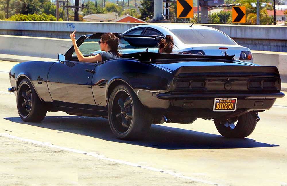  Article-Image-Celebrity-Cars-Worth-Millions-Kendall-Jenner-1969-Chevrolet-Camaro-SS-Convertible