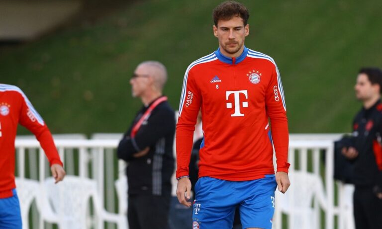 Έπος! Φίλος της Μπάγερν Μονάχου ουρλιάζει στον Γκορέτσκα στη μέση του δρόμου και γίνεται viral! (vid)