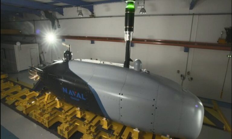 Γαλλία: Πώς οι Έλληνες αναζωογόνησαν τη Naval Group και τώρα φτιάχνει drone υποβρύχιο-δολοφόνο