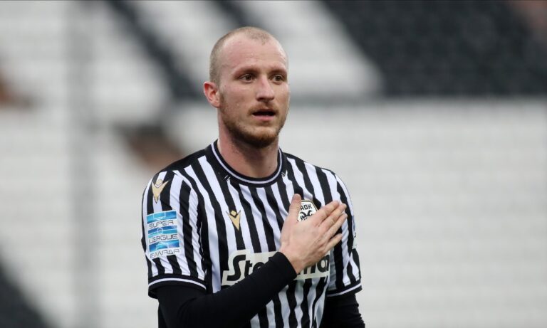 Τι γίνεται τελικά με τον Κρμέντσικ στον ΠΑΟΚ!