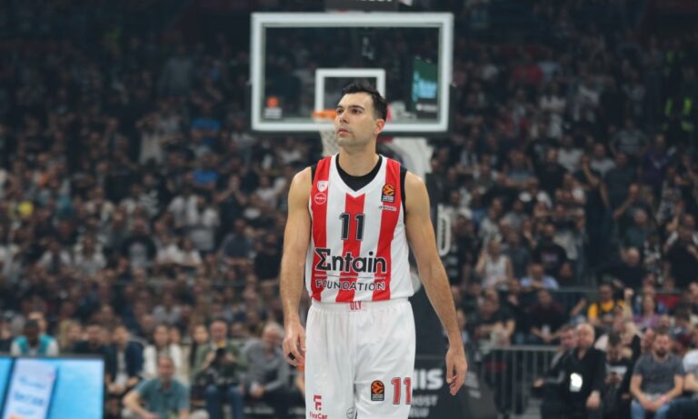 Έχουν αρχίσει να προετοιμάζουν το έδαφος αποχώρησης του Σλούκα από τον Ολυμπιακό ή είναι ιδέα μας;