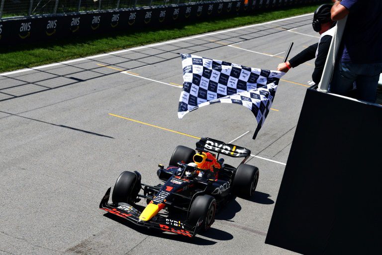 verstappen-max-niki-grand-prix-f1-grant-pri-formula1-kanadiko-gran-pri-nikitis-winner.